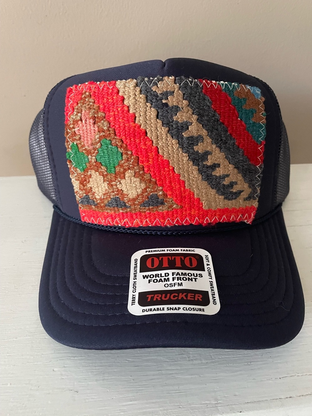 Orijinal Design Navy Blue Colorful Kilim Patch Trucker Hat NEW WITH TAGS